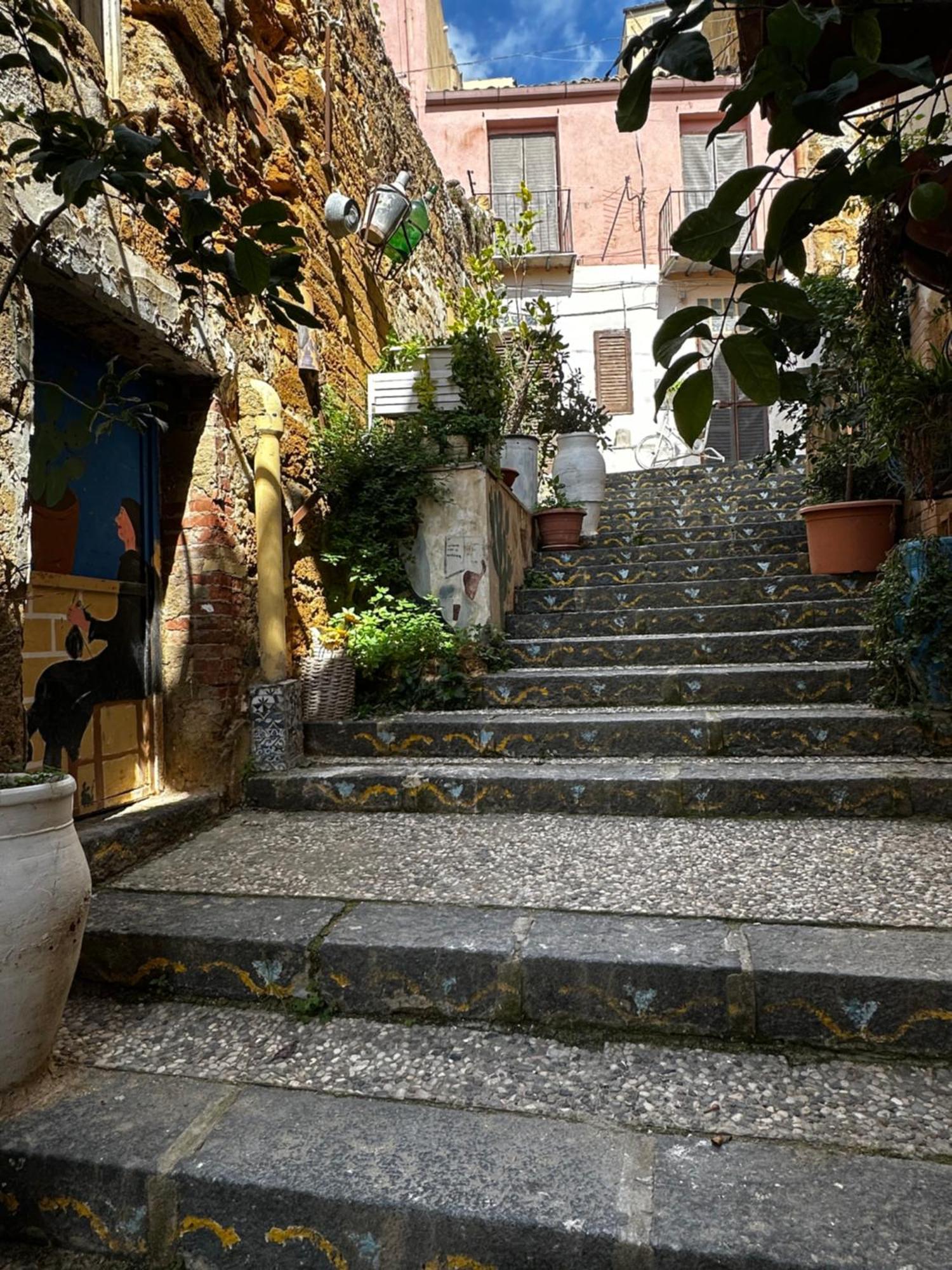O Munti Rooms Agrigento Exterior foto